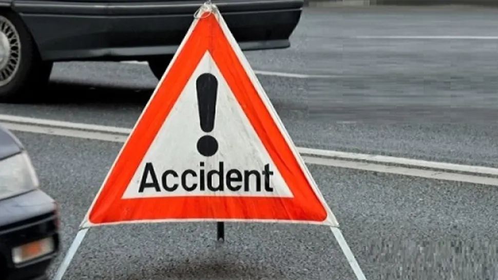 Circulaţia este oprită în localitatea Piscani, în Argeș. O persoană a fost rănită în urma unui accident rutier cu trei mașini
