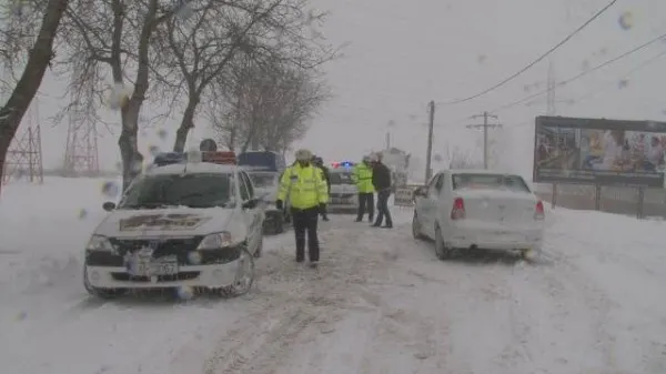 Vremea nefavorabilă a provocat primele incidente rutiere