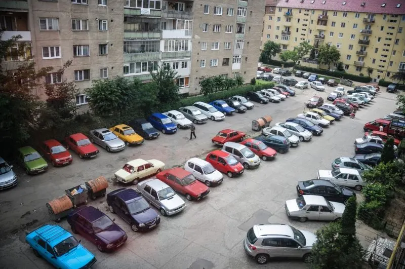 1.550 de lei, un loc rezidențial de parcare pe strada Mihai Eminescu