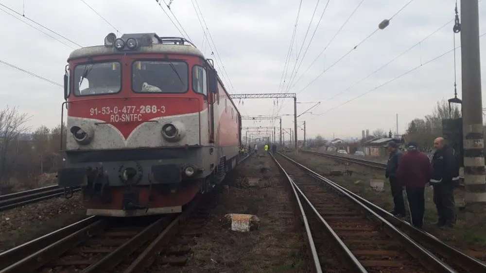 FOTO + VIDEO Un alt tren a deraiat, în Gara Dârste, din Brașov
