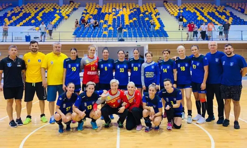 HANDBAL: Corona Brașov a câștigat primele meciuri din noul sezon