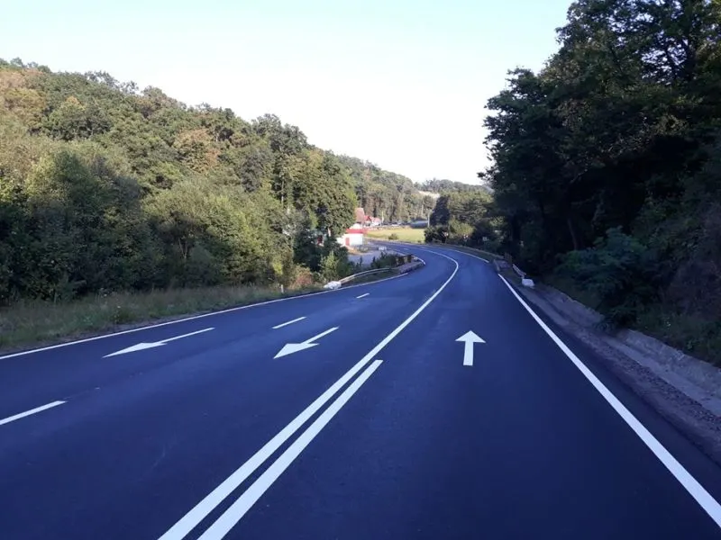 FOTO Cum arată DN13, după asfaltarea din zona Pădurea Bogății?