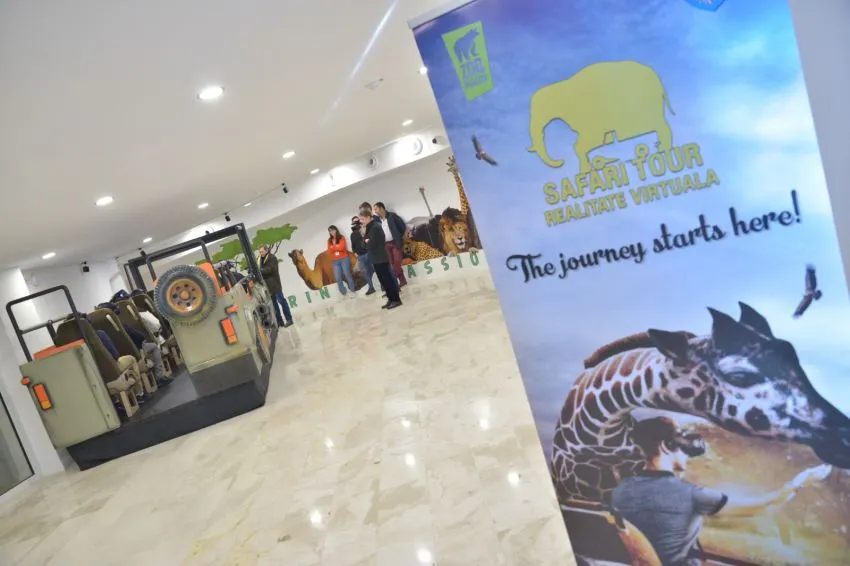FOTO+VIDEO Experiență unică în România! Safari în savană, la Zoo!