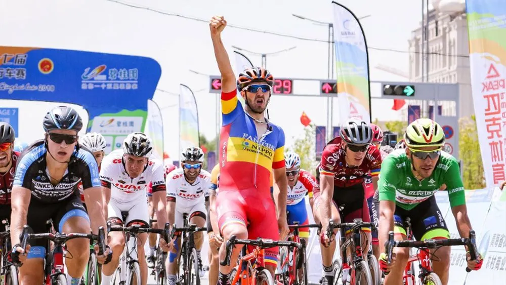 Moment istoric pentru ciclismul românesc! Brașoveanul Eduard Grosu, tot mai aproape de Turul Franței