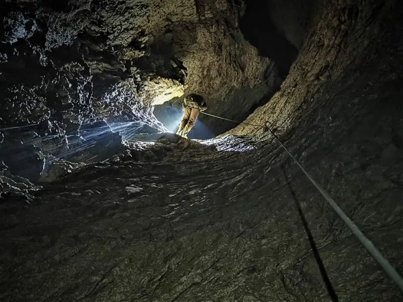 FOTO+VIDEO Record de adâncime, într-o peșteră din România