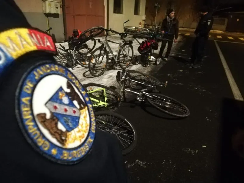 FOTO Au furat bicicletele studenților!