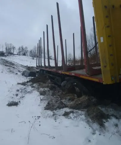 FOTOGALERIE TIR răsturnat, pe DN73
