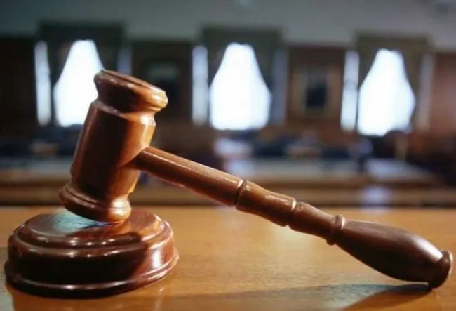 ULTIMĂ ORĂ: Ce au decis magistrații în cazul celor opt romi din Gârcini care au provocat incidentele din ziua de Paște?