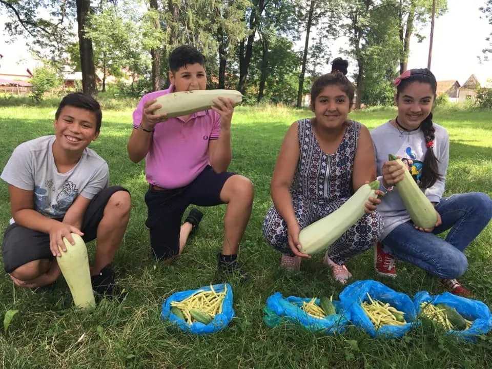 Copiii din Budila au nevoie de ajutorul nostru! Schimbare prin educație!