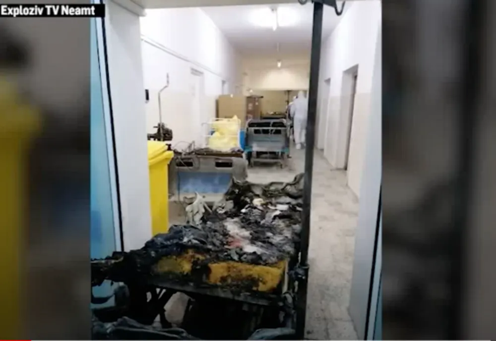 Primele IMAGINI cu salonul ATI mistuit de foc de la spitalul din Piatra Neamț. Camera s-a făcut scrum - VIDEO