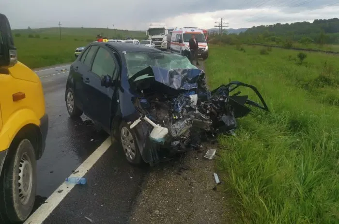 Trafic blocat pe DN1, în urma unui accident cu 3 victime! O persoană este în stare gravă