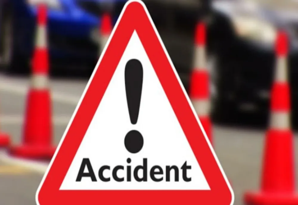Echipaj SMURD implicat într-un accident rutier!