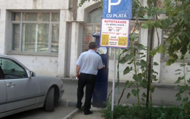 Criză de locuri de parcare în Poiana Brașov!