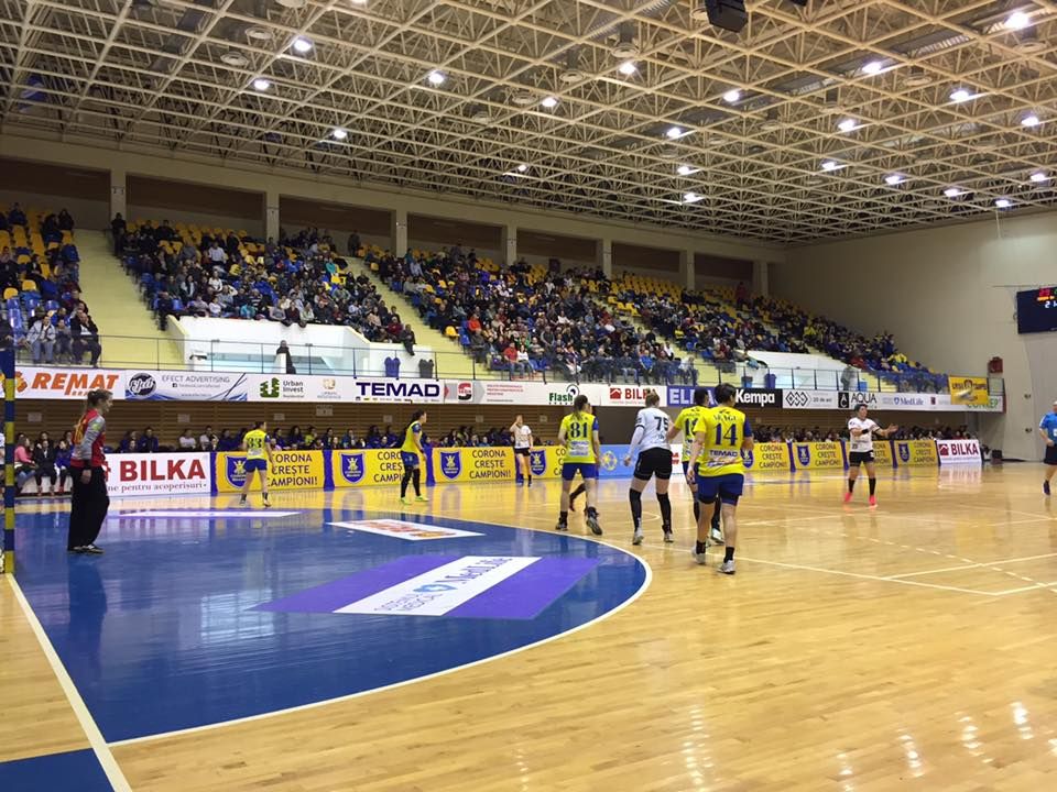 HANDBAL FEMININ: Victorie convingătoare pentru Corona Brașov