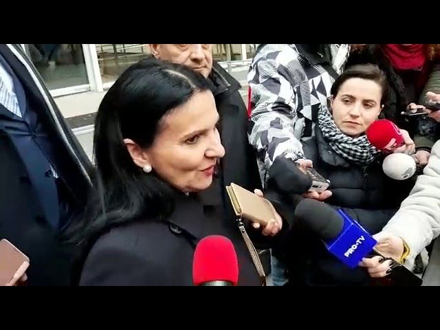 VIDEO Ministrul Sănătății ignoră măsurile minime de prevenție împotriva virusului gripal!