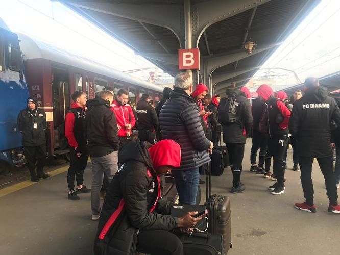 FOTO Dinamo a venit la Braşov cu trenul, pentru meciul cu Sepsi