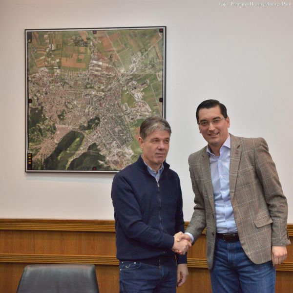 Stadion de fotbal de 150.000 de euro realizat de Primăria Brașov și Federația Română de Fotbal