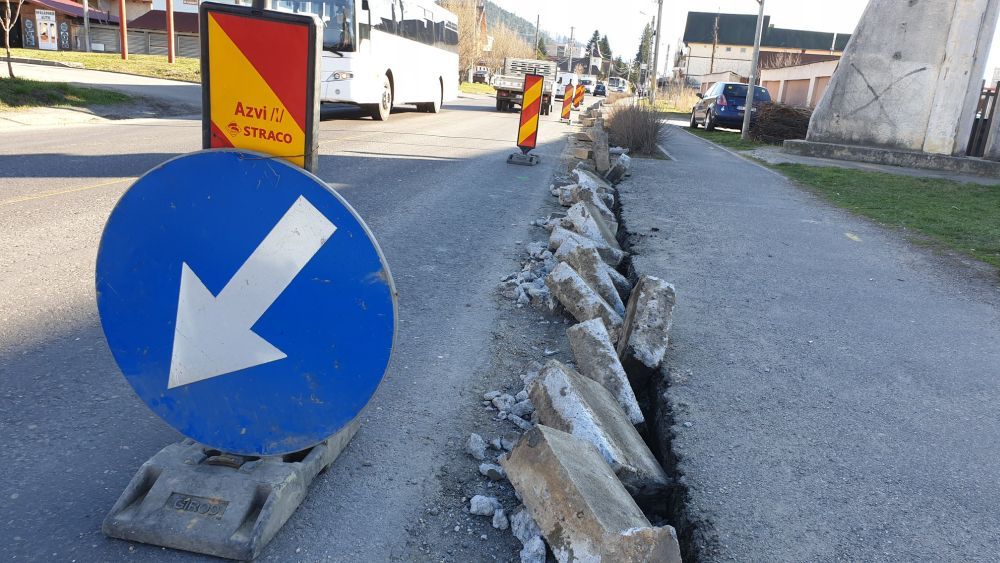 FOTO Lucrări de modernizare pe DN 73, la Râșnov