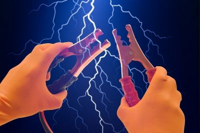 ULTIMĂ ORĂ: Doi bărbați din Brașov, electrocutați