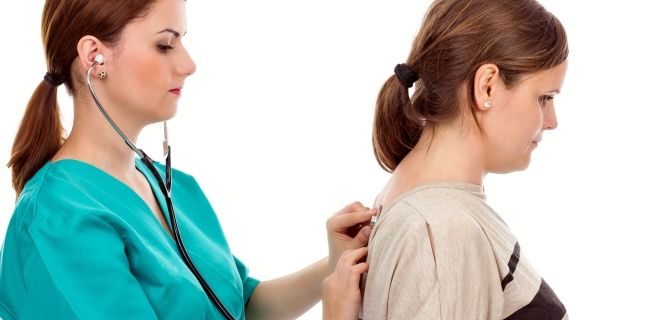 VIDEO + FOTO Medicii din Brașov au ieșit în stradă cu prilejul Zilei Mondiale de luptă împotriva tuberculozei