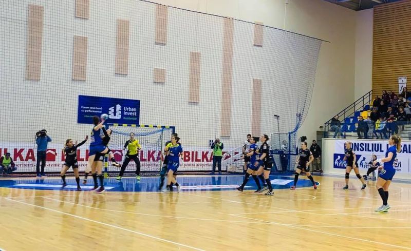 HANDBAL: Corona Brașov, eșec la scor împotriva unei contracandidate la lupta pentru cupele europene
