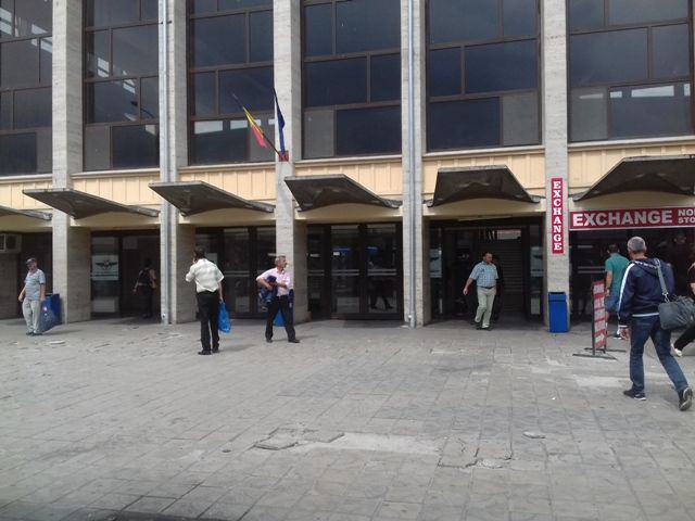 Acțiunea "Vrem o gară ca afară" a ajuns și în mediul online