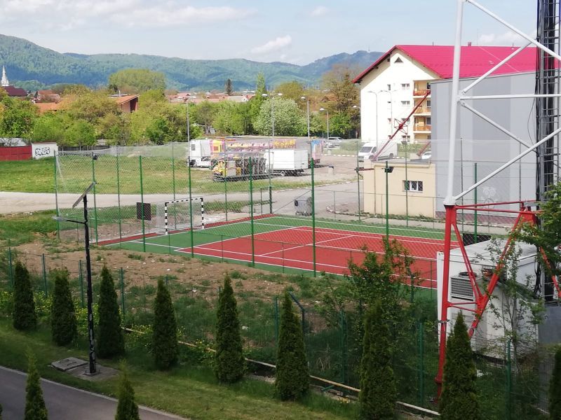 Până la finalul anului, la Săcele vor fi inaugurate trei baze sportive moderne