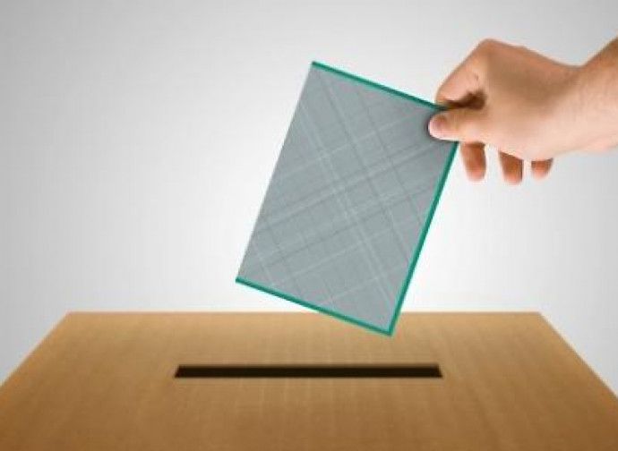 Patru NOI secții de votare pentru alegerile din 26 mai, la Brașov! Vezi unde poți vota