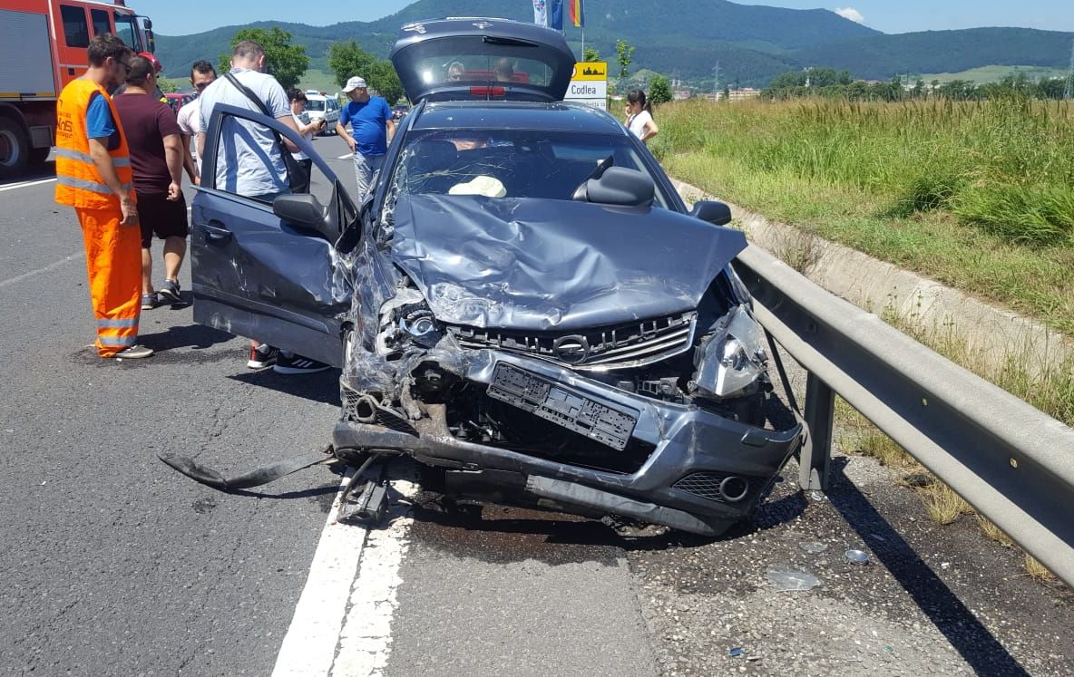 Accident rutier cu 6 victime, pe DN1