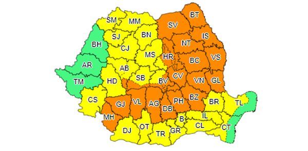 COD PORTOCALIU de ploi torențiale, până marți dimineața