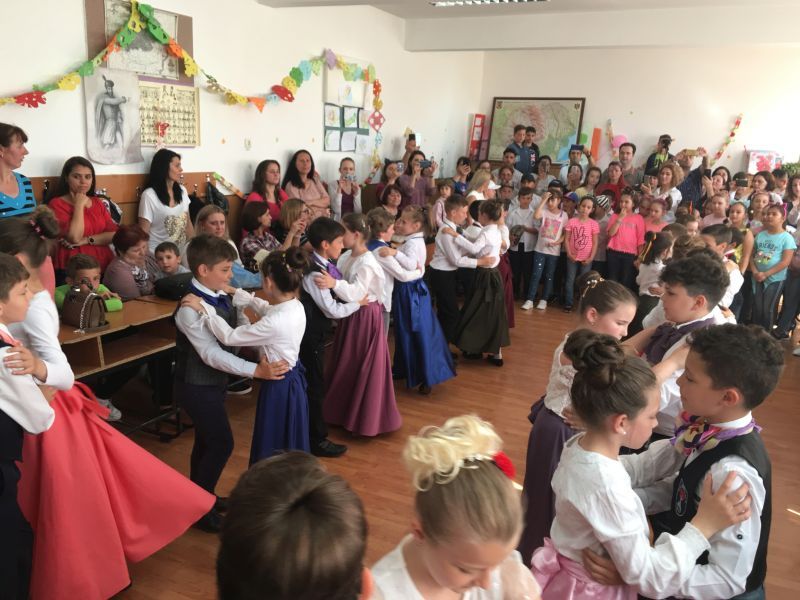 Dansuri de societate "romana", la Muzeul Casa Mureșenilor