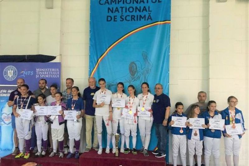 Performanță remarcabilă pentru secția de scrimă a clubului Corona Brașov