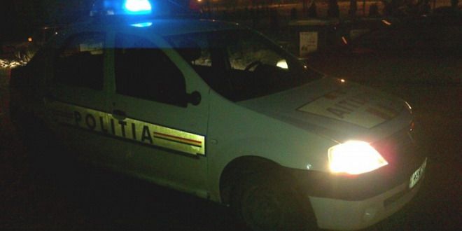 Dosar penal după ce un cioban a fost bătut, tâlhărit și legat de copac, la o stână din județ!