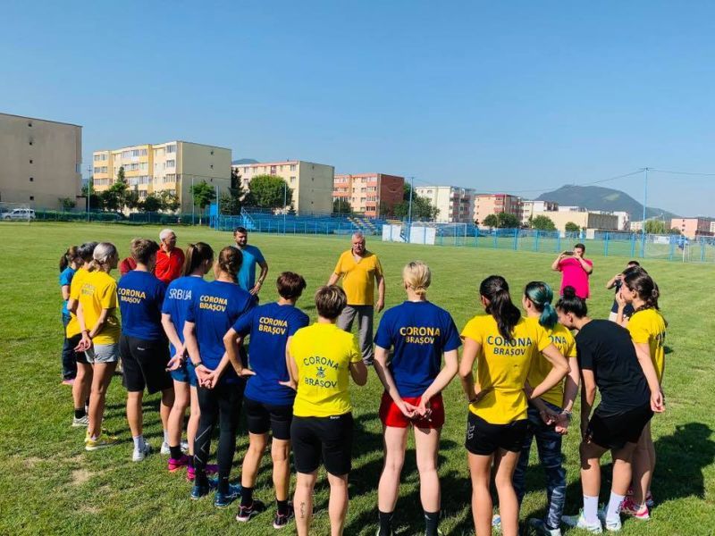 Handbalistele de la Corona au reluat pregătirile (FOTO)