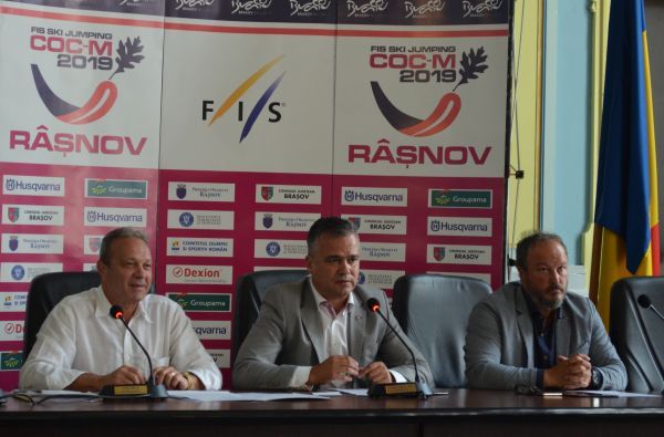 Ultimele pregătiri înaintea Cupei Continentale masculine de sărituri cu schiurile