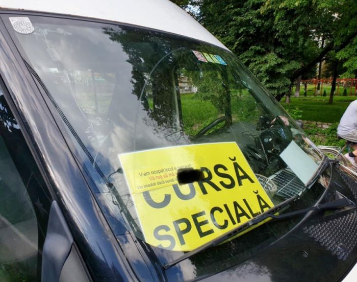 Șofer care făcea curse ilegale între Brașov și Budila, sancționat