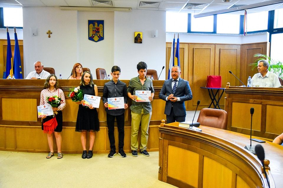 Transport pentru elevi și profesori, către Centrul Istoric