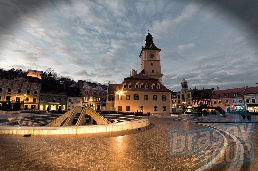 Reguli stricte în Piața Sfatului, de mâine până duminică