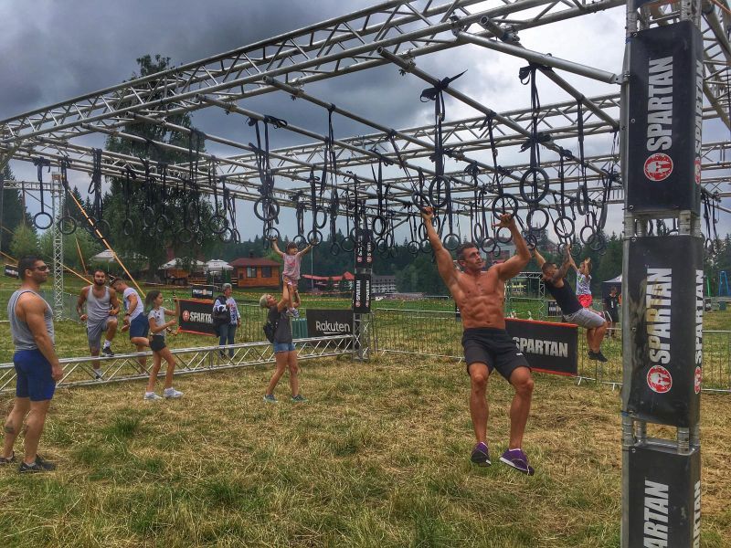 FOTO 2.500 de sportivi din 20 de țări, la Spartan Race, în acest weekend, în Poiana Brașov