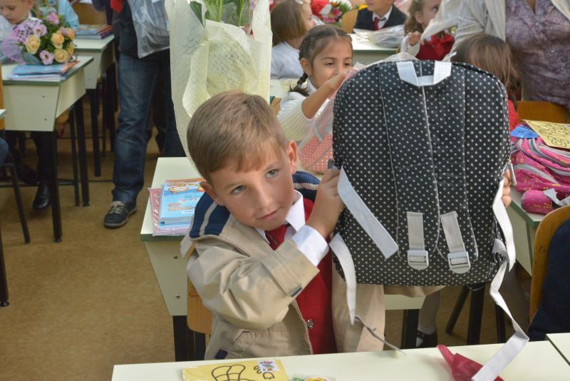 Surpriză pentru micii elevi din Brașov, în prima zi de școală