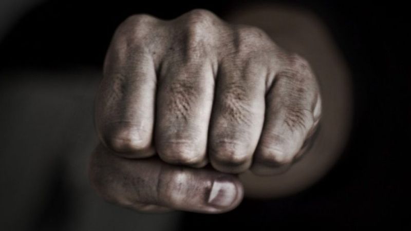 Și-a bătut soția, iar acum nu are voie să se apropie de ea