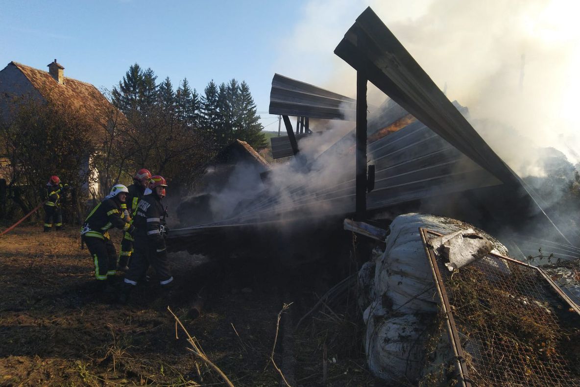 Incendiu, acum, la Cincu (FOTO)