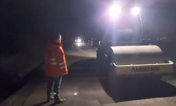 VIDEO Se lucrează între Râșnov și Bran chiar și noaptea