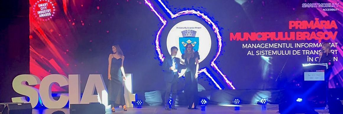 Așteptăm zeci de minute în stații, autobuzele se strică în trafic, dar transportul în comun este premiat!