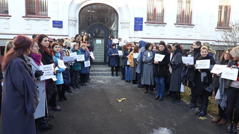 Protest al grefierilor braşoveni
