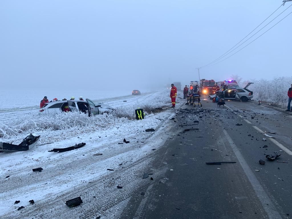 FOTO Accident cu două victime, în judeţul Braşov!