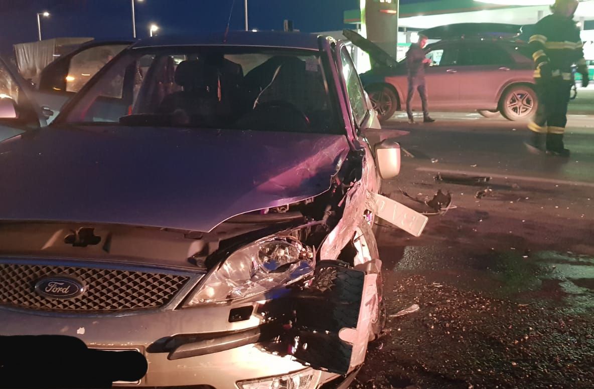 Scurgeri de combustibil, acum, pe un drum din județul Brașov!