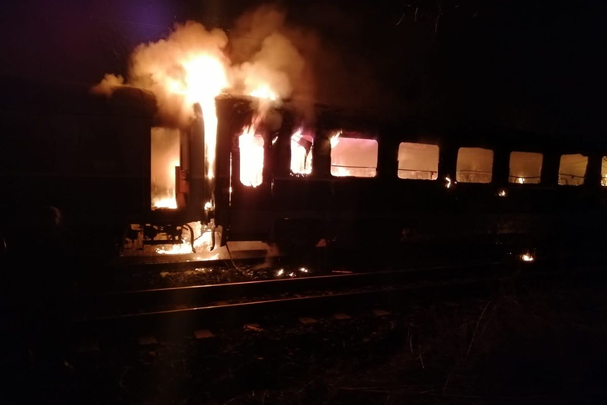 Persoană carbonizată în incendiu (FOTO+VIDEO)