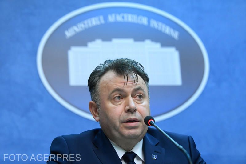 Ministrul Sănătăţii: "Personal medical intens infectat, la Braşov!"