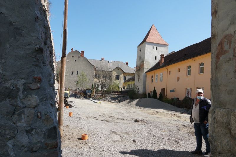 FOTO+VIDEO Cum va arăta piațeta din zona Piața Sfatului - Aleea După Ziduri?